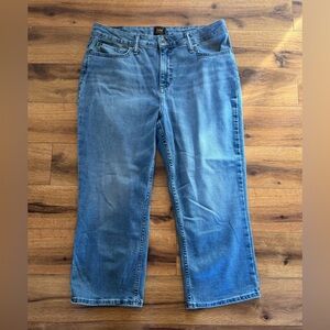 Lee Ladies Denim Capris Size 14M